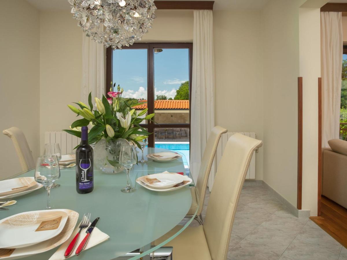 Holiday Home Ana By Interhome Nedescina Екстер'єр фото
