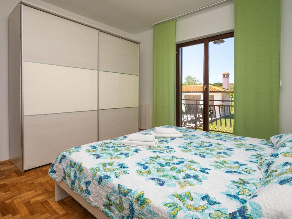 Holiday Home Ana By Interhome Nedescina Екстер'єр фото